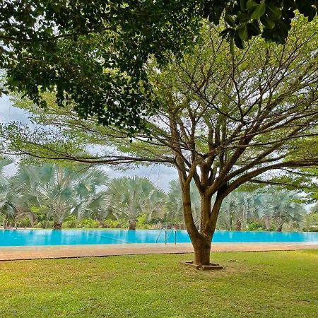 Birds Resort Hambantota Eksteriør bilde